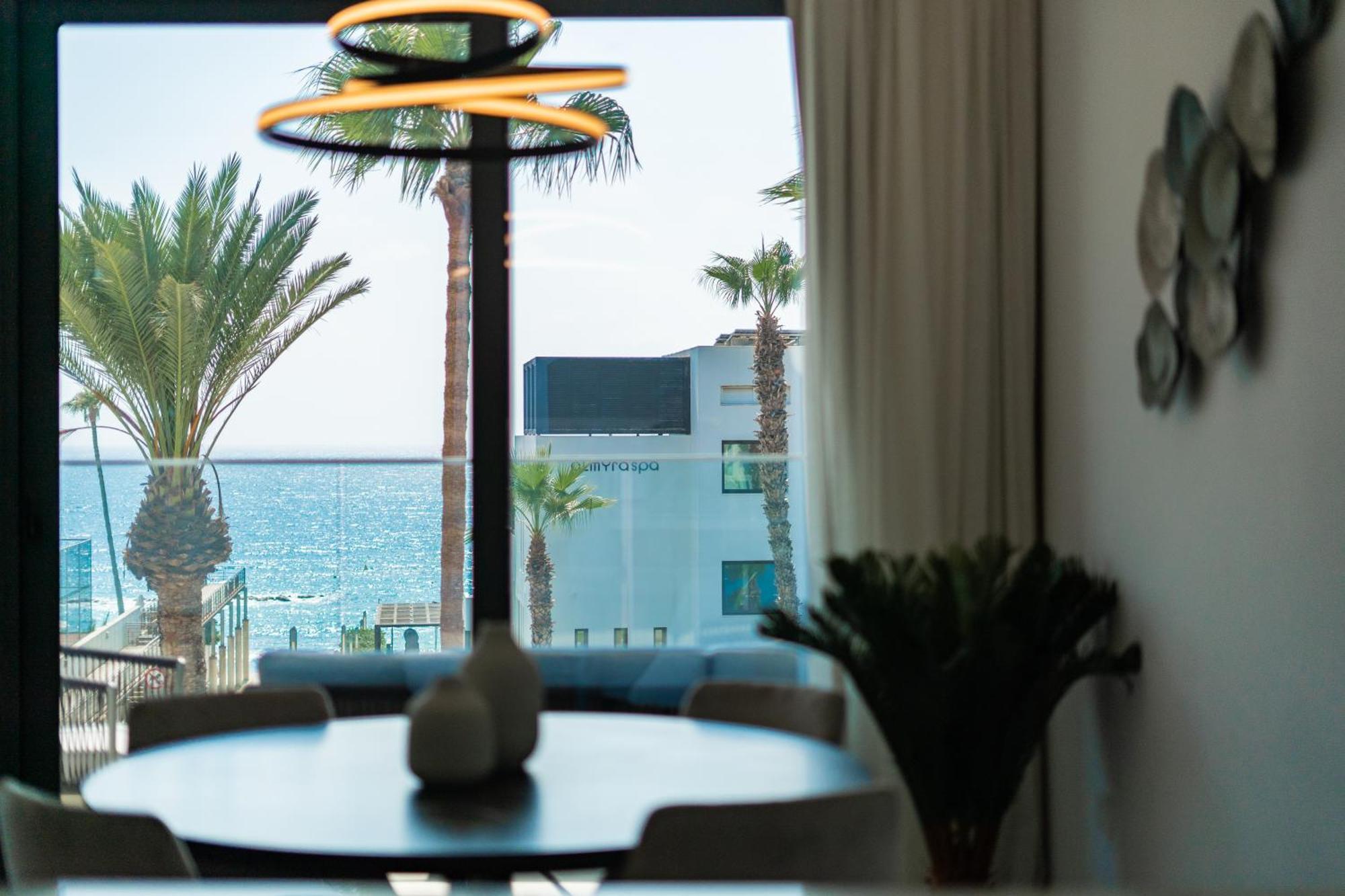 Waterside Sea View Apartments Paphos Exterior photo