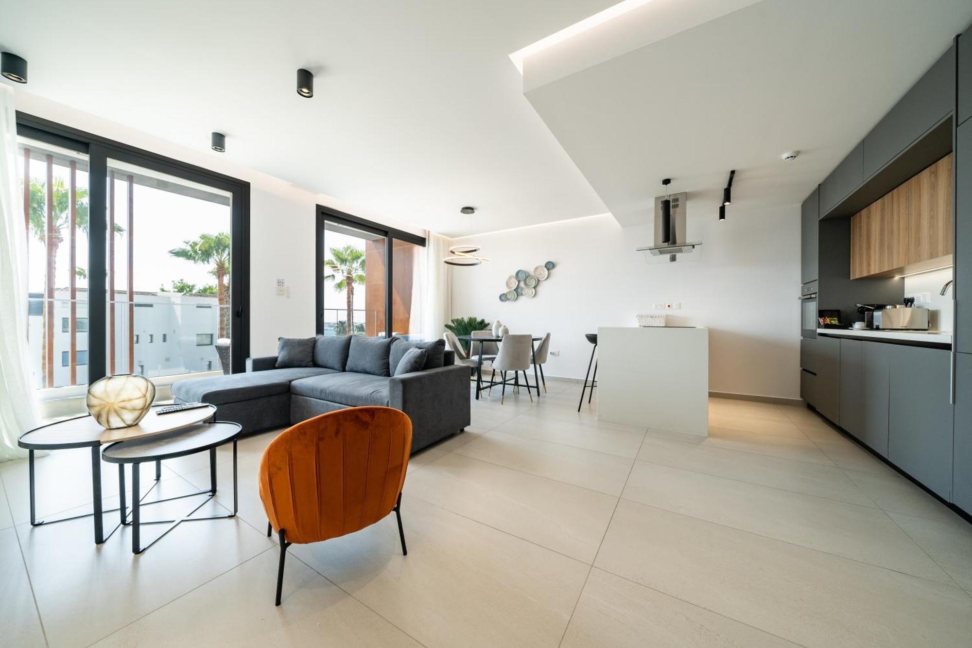 Waterside Sea View Apartments Paphos Room photo