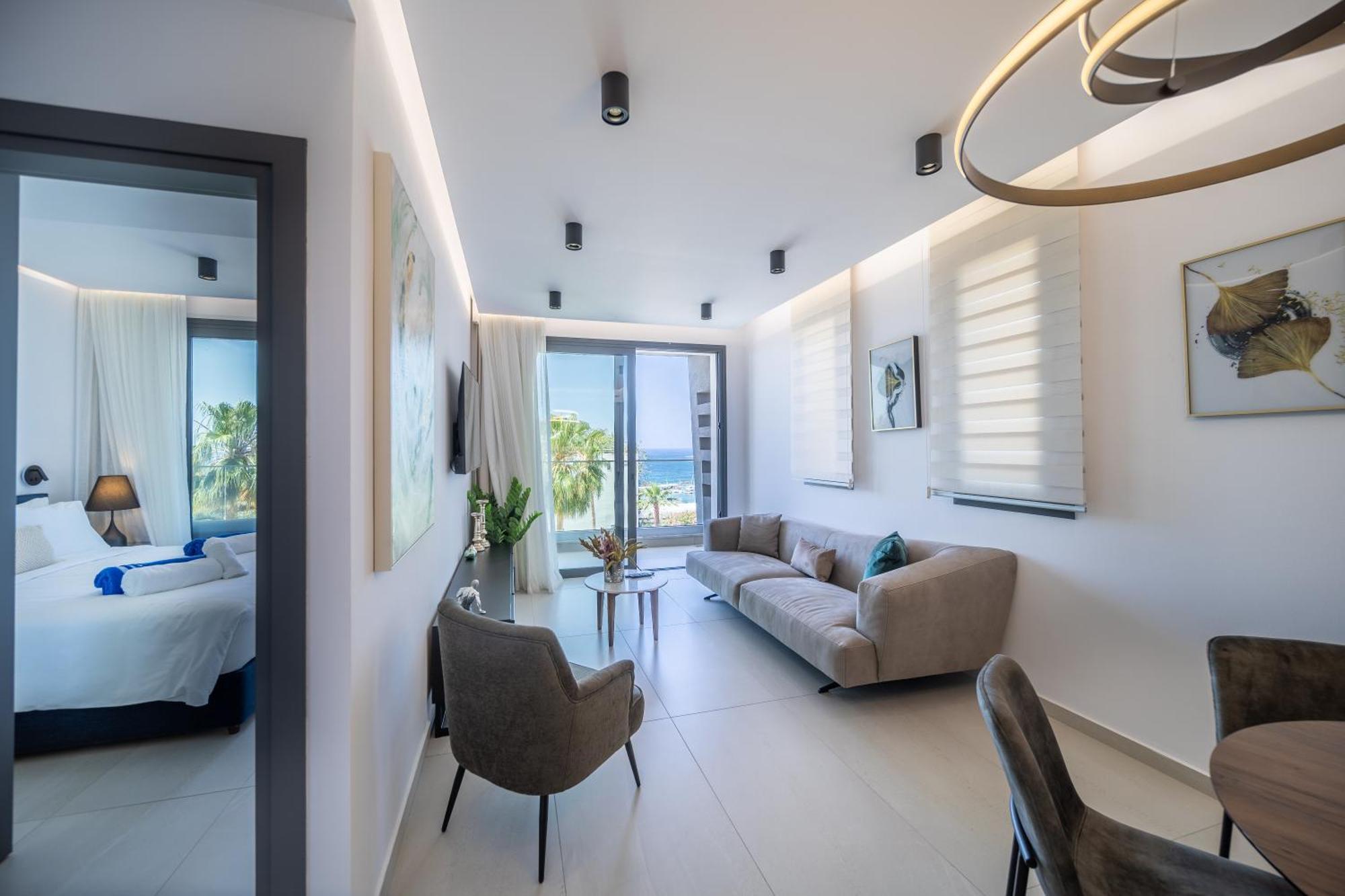 Waterside Sea View Apartments Paphos Exterior photo