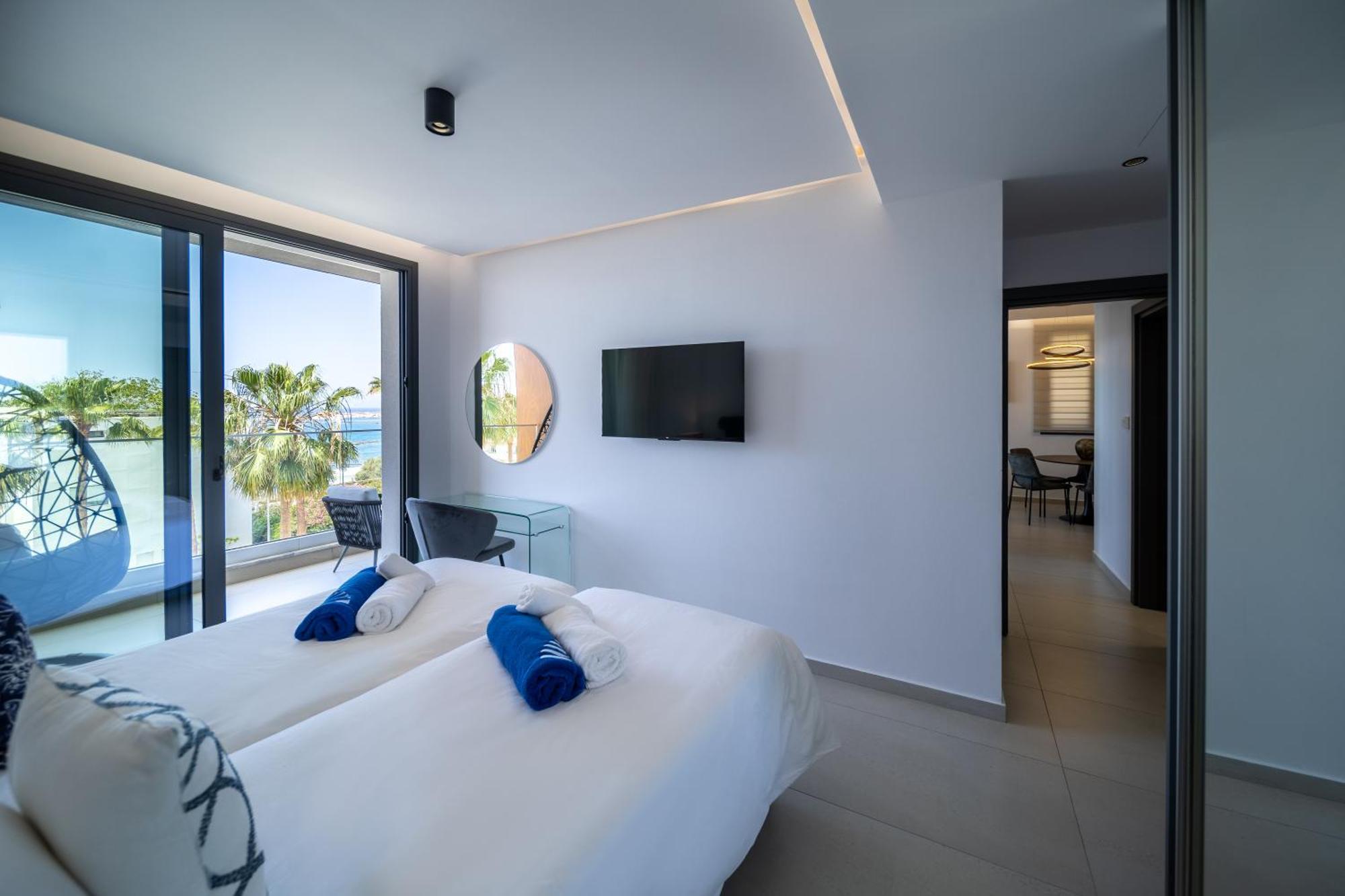 Waterside Sea View Apartments Paphos Exterior photo