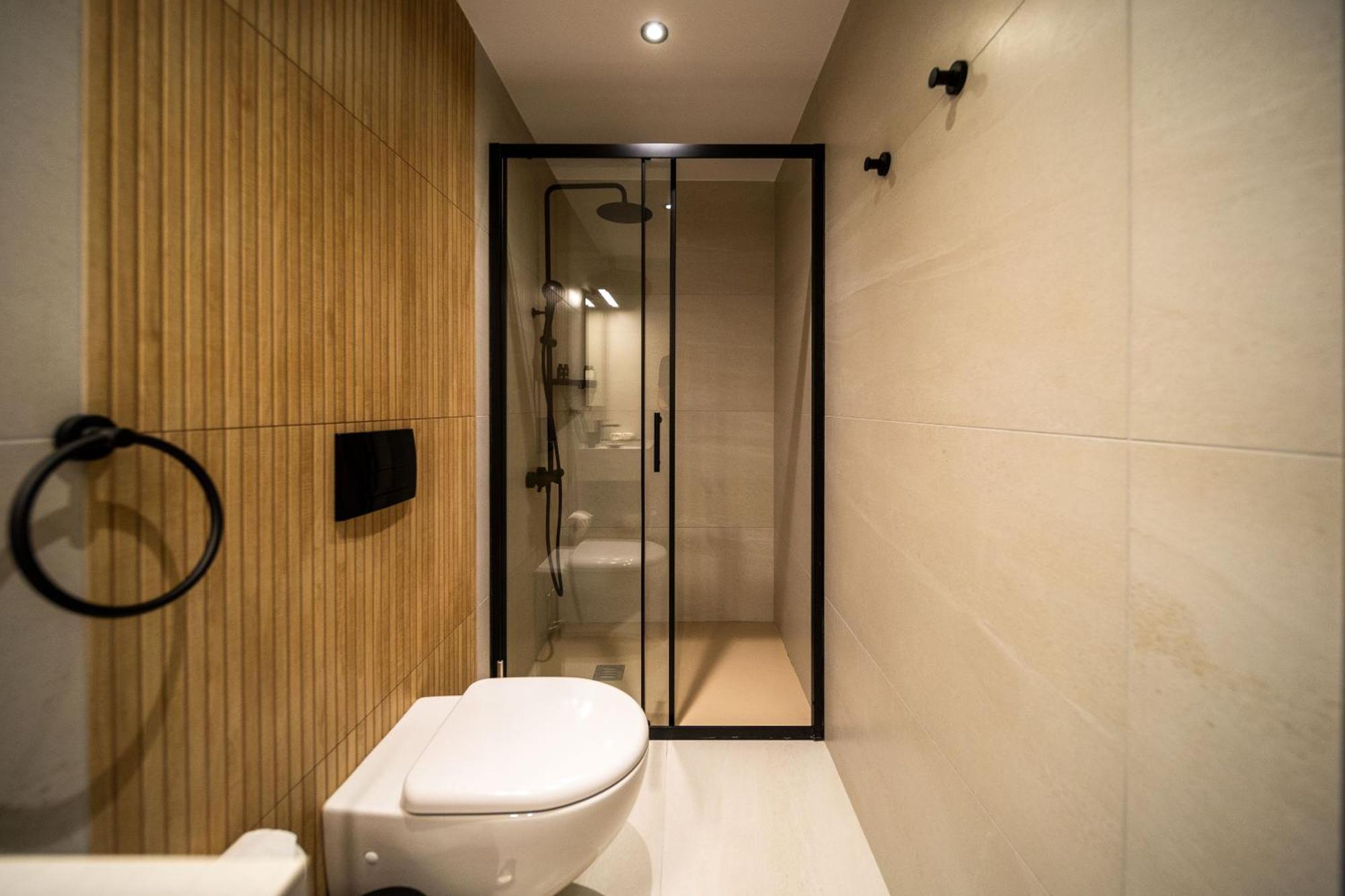 Waterside Sea View Apartments Paphos Exterior photo